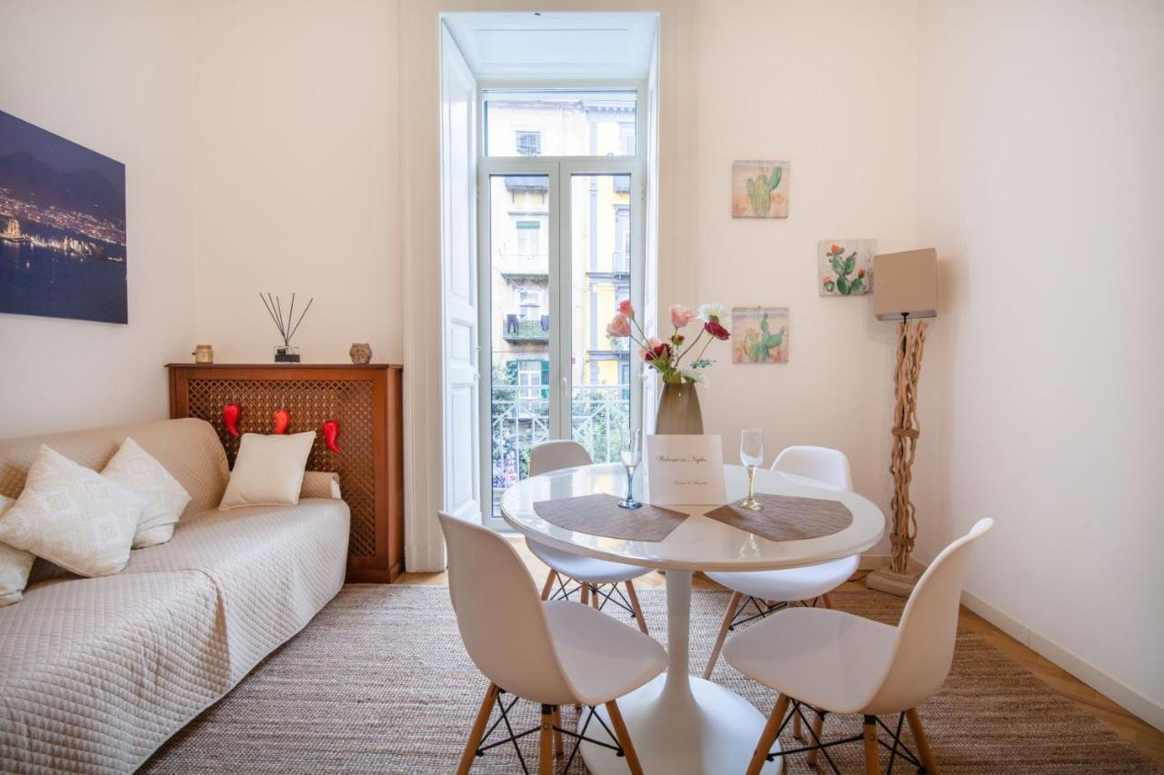Museum Luxury Suites Napoli Esterno foto